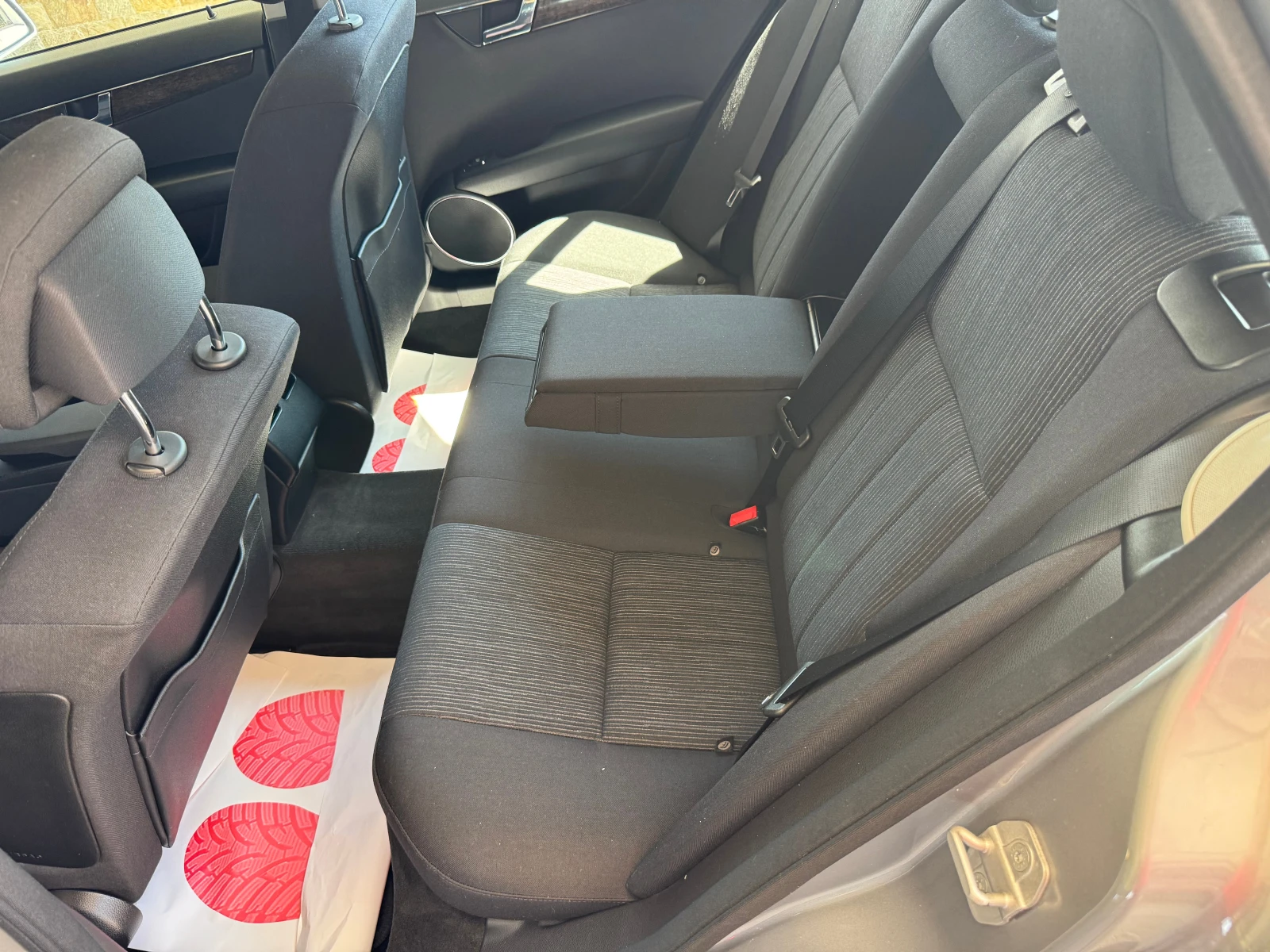 Mercedes-Benz C 220 OM646, снимка 9 - Автомобили и джипове - 55470789