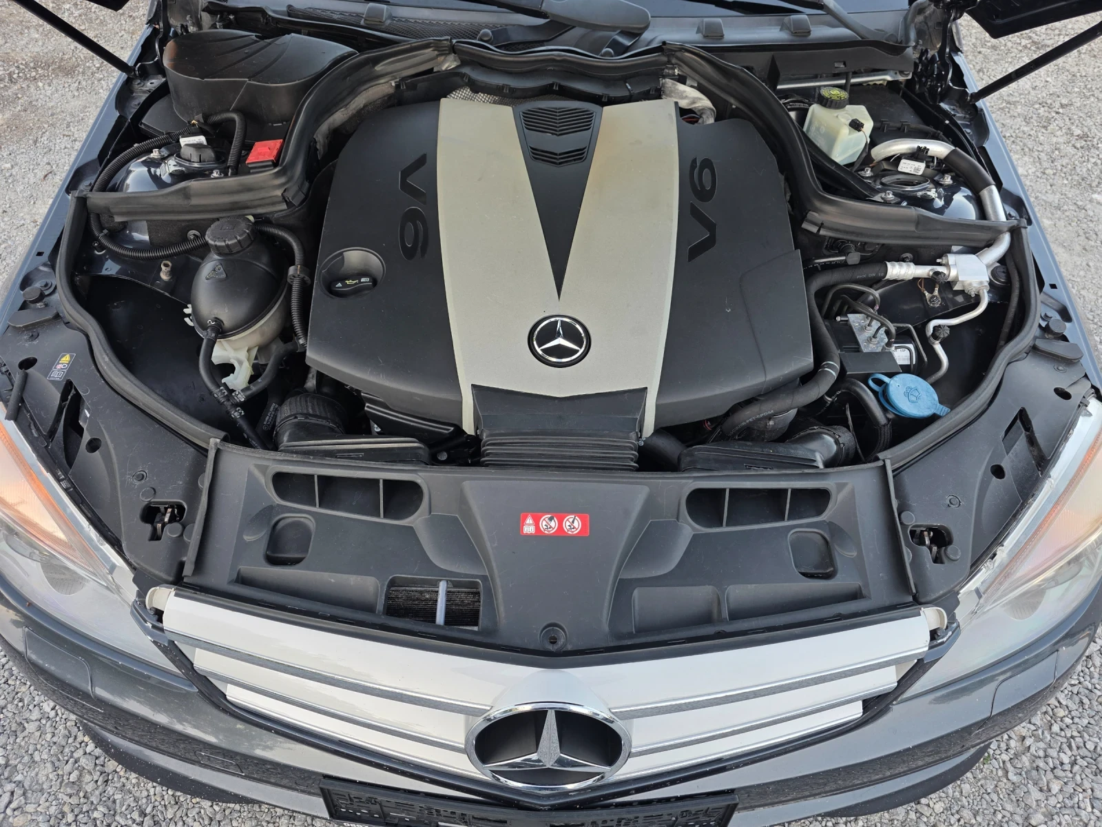 Mercedes-Benz C 350, снимка 17 - Автомобили и джипове - 55480354