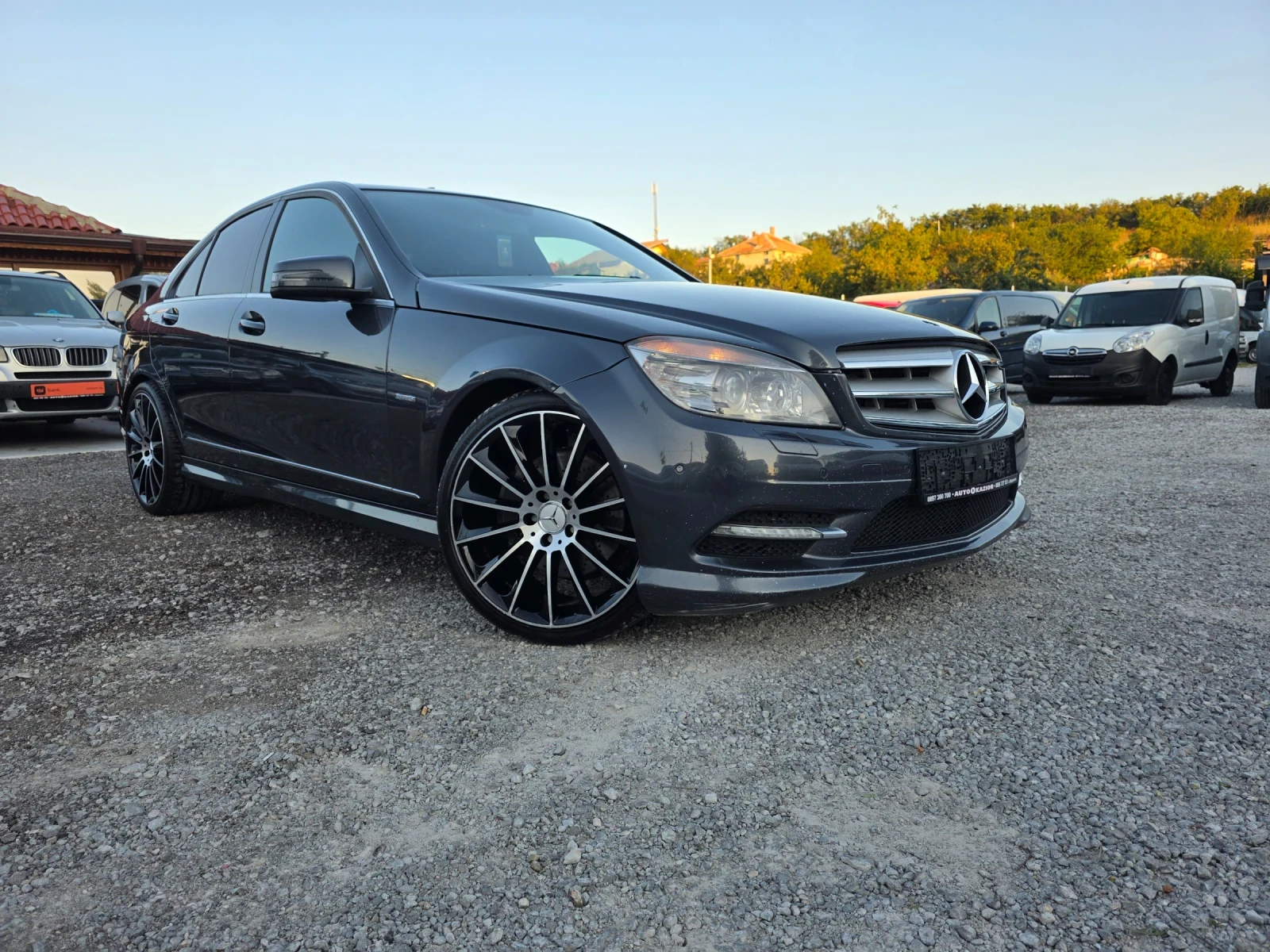 Mercedes-Benz C 350, снимка 3 - Автомобили и джипове - 55480354