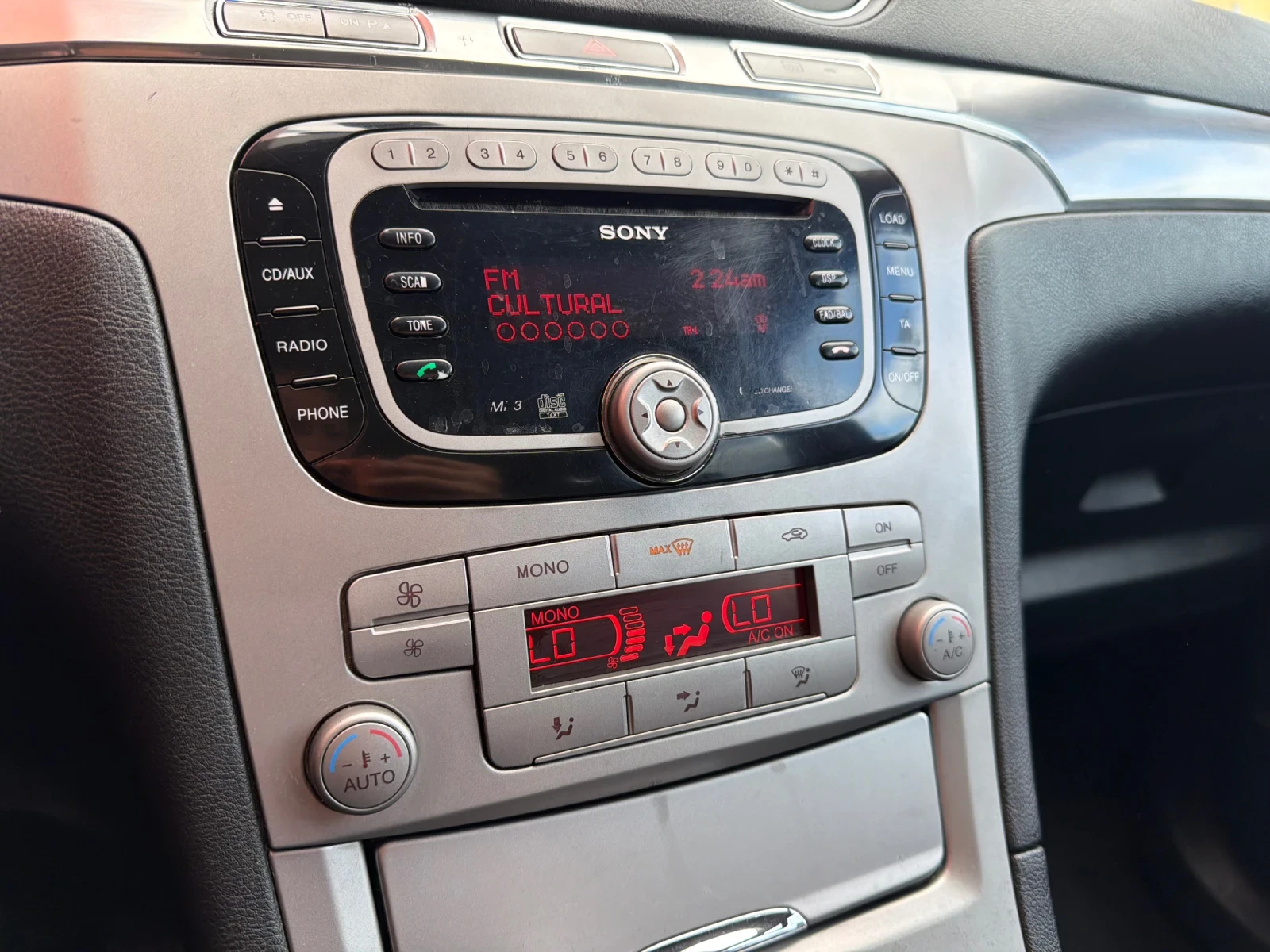 Ford S-Max 2.0D* 7места, снимка 13 - Автомобили и джипове - 55878984