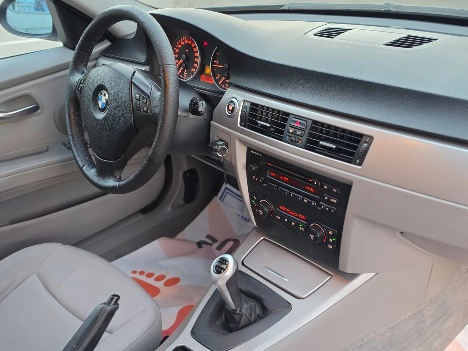 BMW 320 2.0D 163hp * КЛИМАТРОНИК * ИТАЛИЯ * ЛИЗИНГ * , снимка 12 - Автомобили и джипове - 56008434