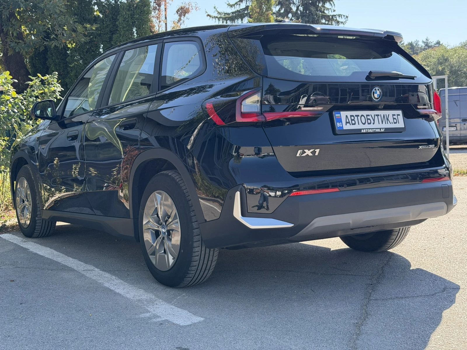 BMW iX1 xDrive30, снимка 6 - Автомобили и джипове - 56128630