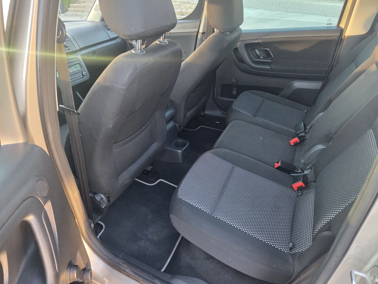 Skoda Roomster 1.6 | Mobile.bg � ����������� 9