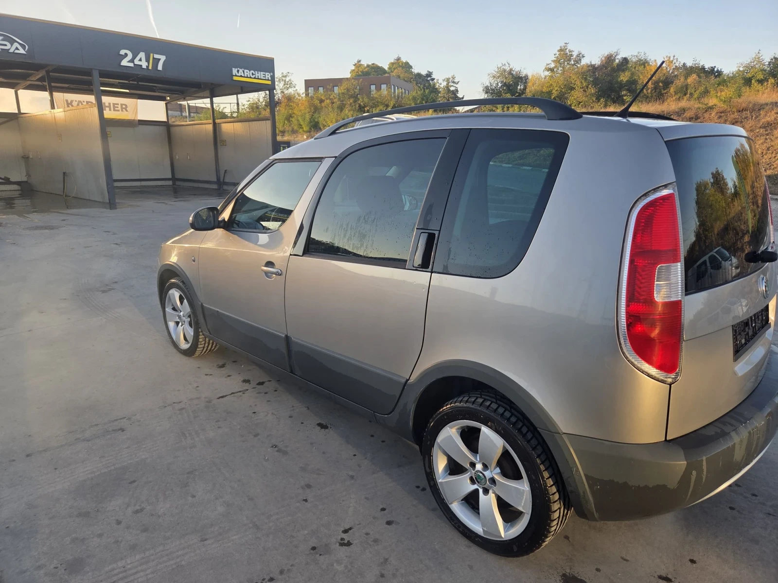 Skoda Roomster 1.6 | Mobile.bg � ����������� 5