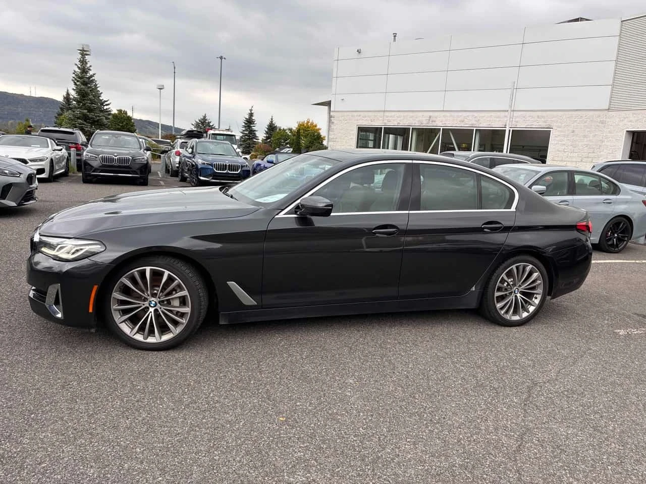 BMW 530 i xDrive | CARFAX | ������ ���������������� �� BMW | Mobile.bg � ����������� 3