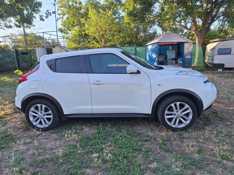 Nissan Juke 1.6i, снимка 5 - Автомобили и джипове - 46503695