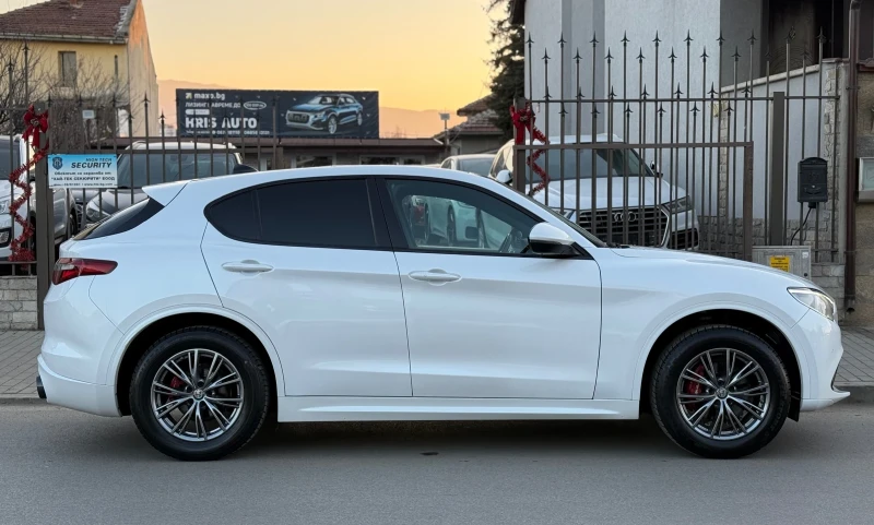 Alfa Romeo Stelvio VELOCE Q4 FACE LIFT Внос Швейцария, снимка 7 - Автомобили и джипове - 49013114