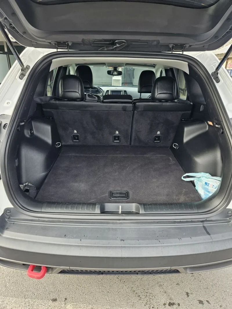 Jeep Cherokee 3.2 Trailhawk Нов газов инжекцион Landi Renzo , снимка 13 - Автомобили и джипове - 49621390