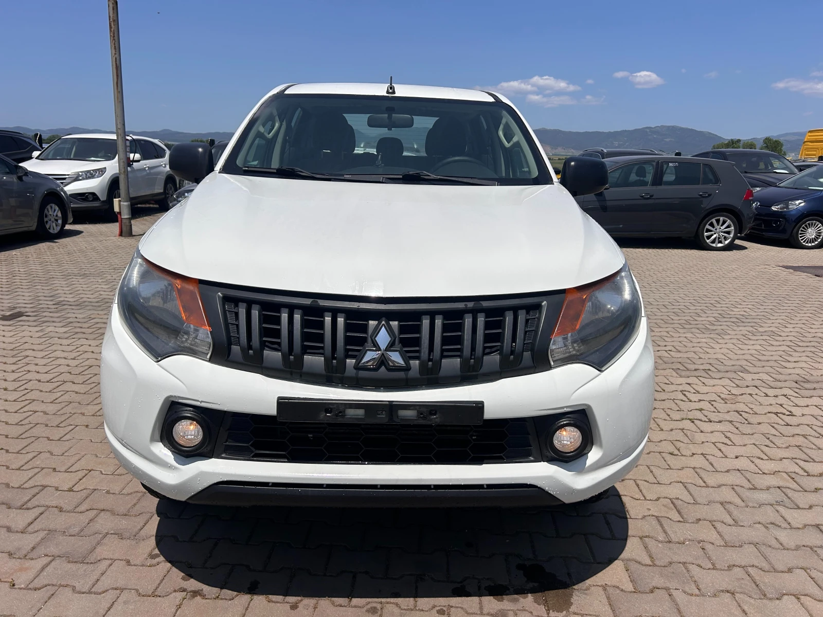 Mitsubishi L200 2.4DI-D Doppelkabine 4WD EURO 5 - изображение 3