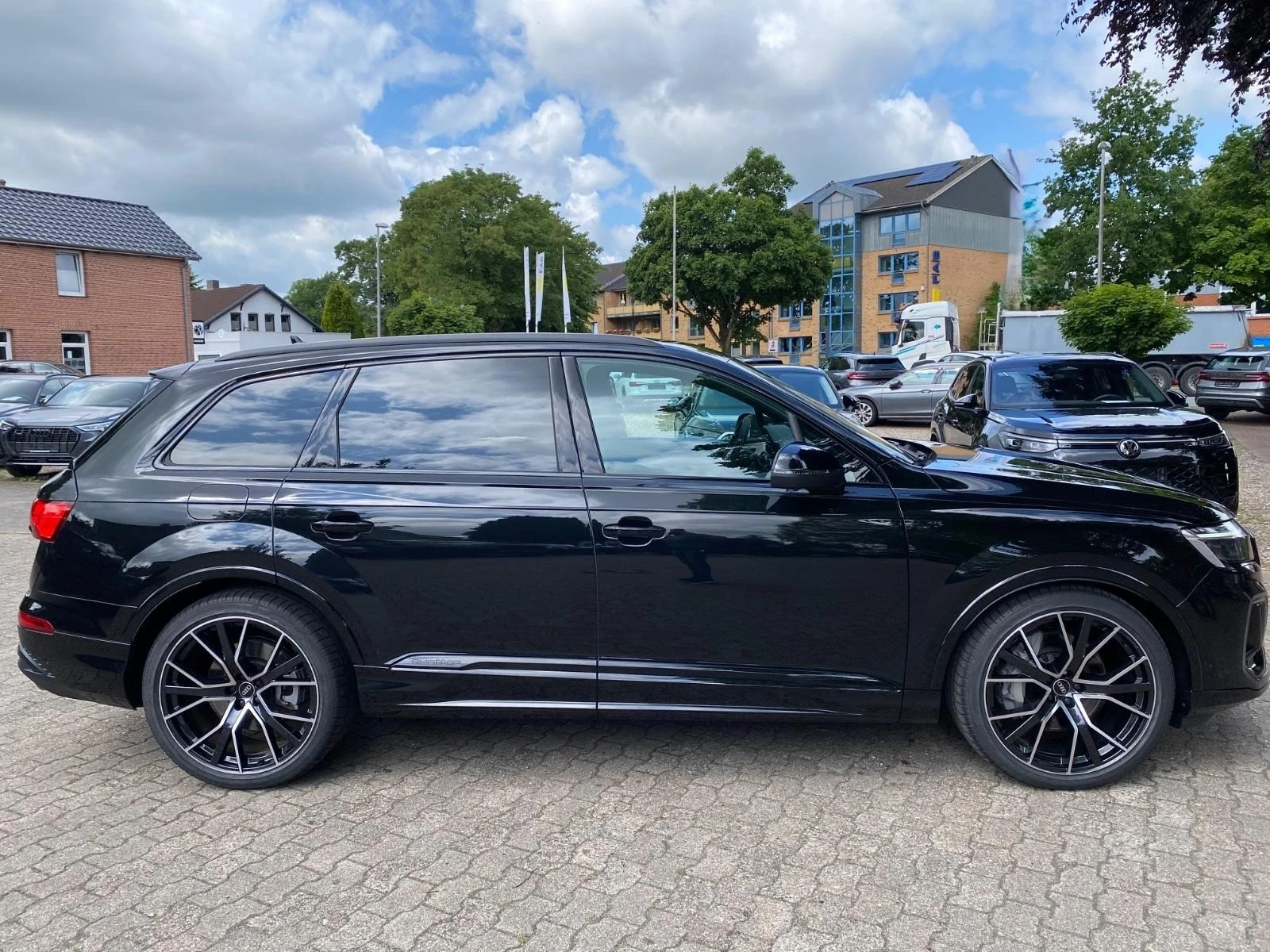 Audi Q7 50 TDI/FACELIFT/S-LINE/S-SEATS/B&O/PANO/7-МЕСТЕН/ - изображение 5