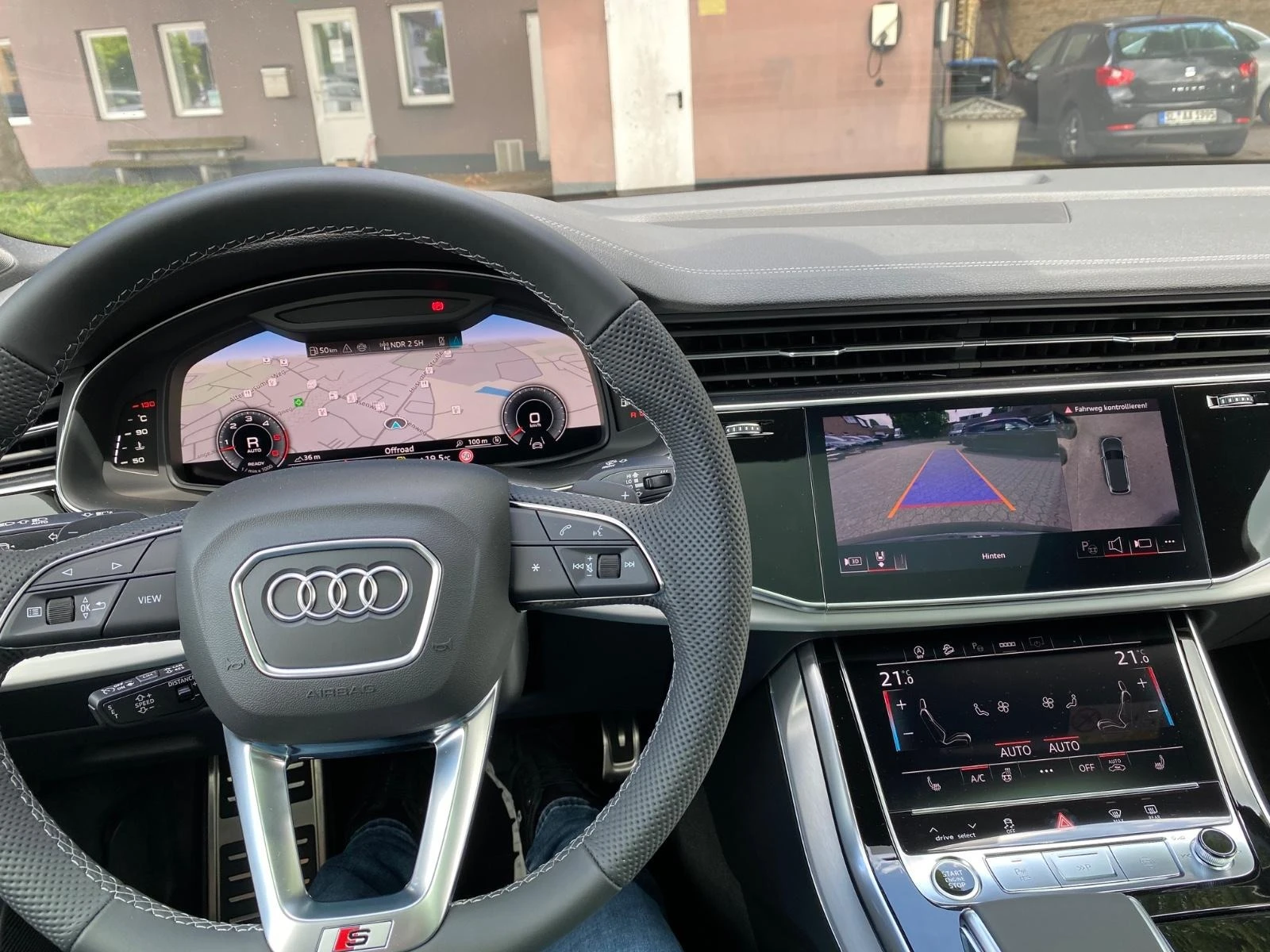 Audi Q7 50 TDI/FACELIFT/S-LINE/S-SEATS/B&O/PANO/7-МЕСТЕН/ - изображение 7