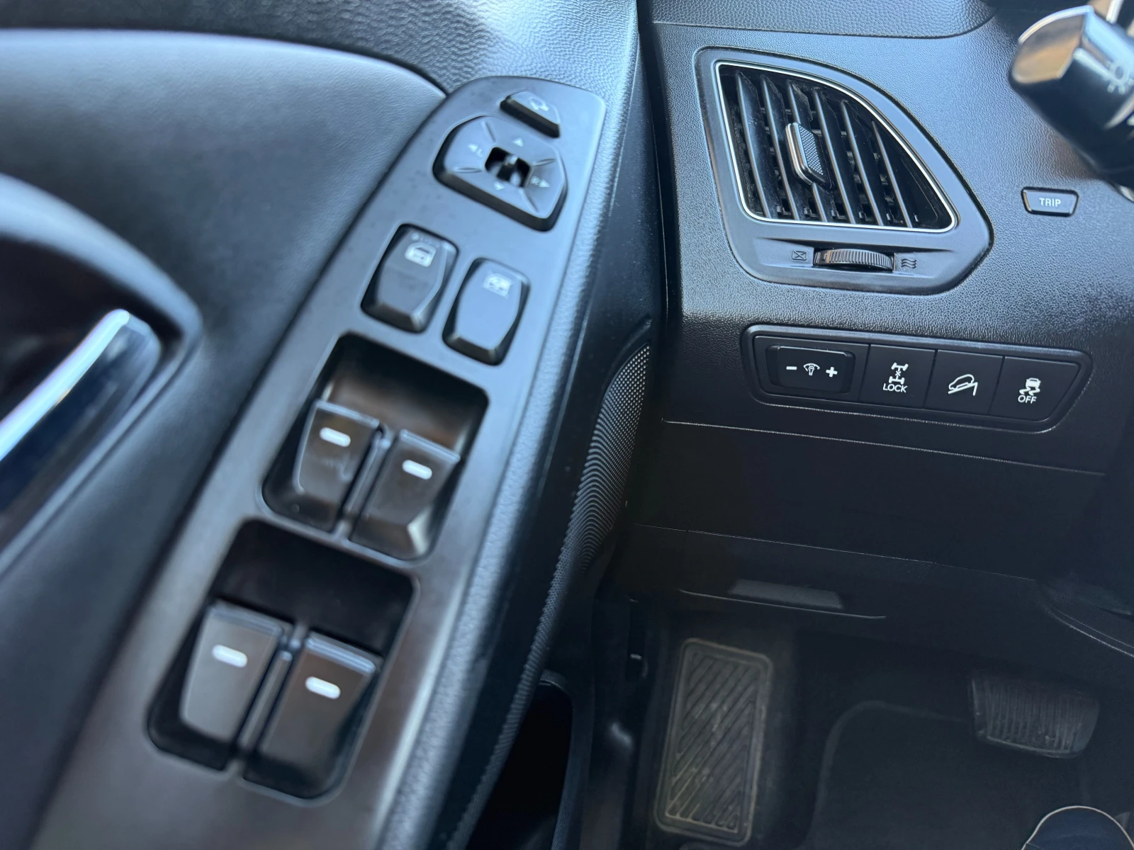 Hyundai IX35 2.0 CRDI/184 /4WD/o/Keyless-Go/NAVI/Xpossible | Mobile.bg   16