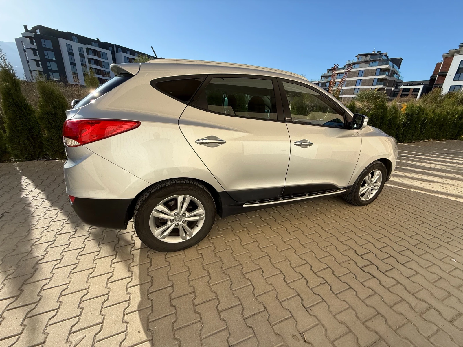 Hyundai IX35 2.0 CRDI/184 /4WD/o/Keyless-Go/NAVI/Xpossible | Mobile.bg   3