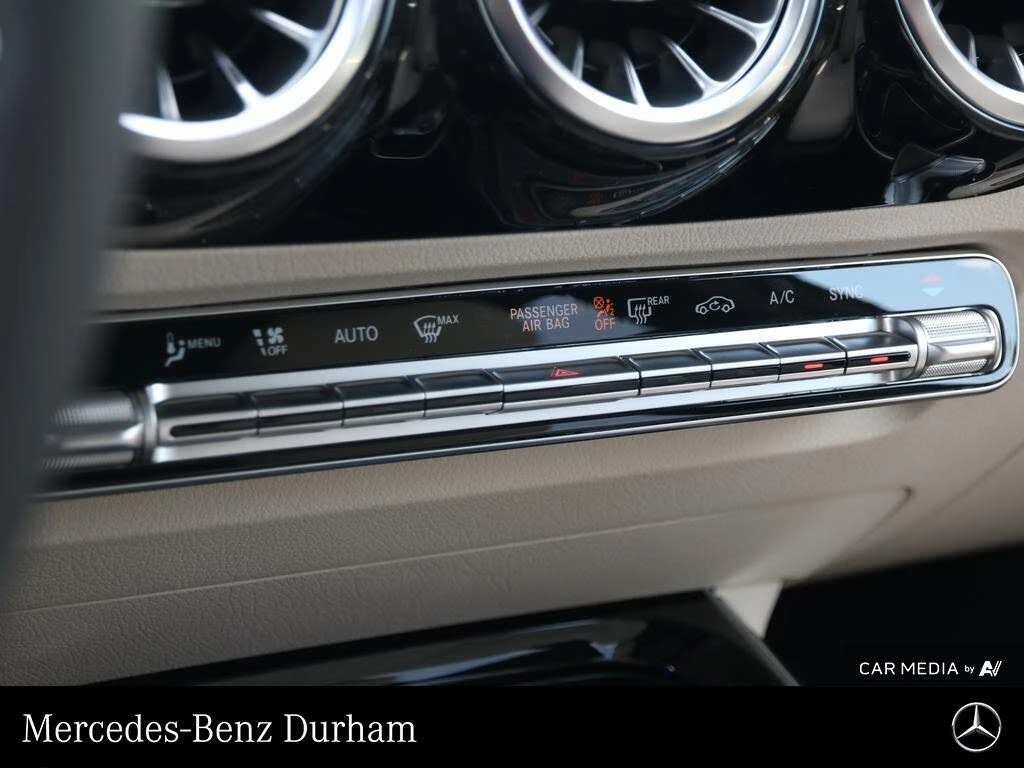 Mercedes-Benz GLA 250 4MATIC* АвтоКредит* (ЦЕНА ДО БГ), снимка 12 - Автомобили и джипове - 54057849