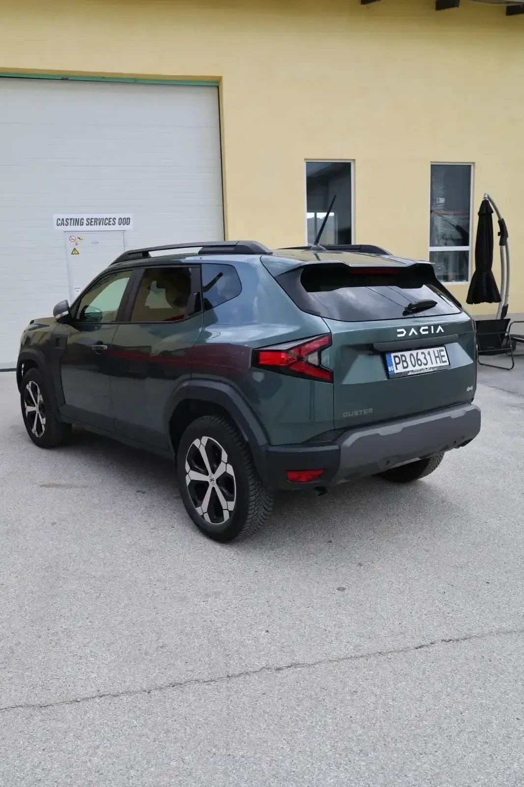 Dacia Duster, снимка 3 - Автомобили и джипове - 54339245