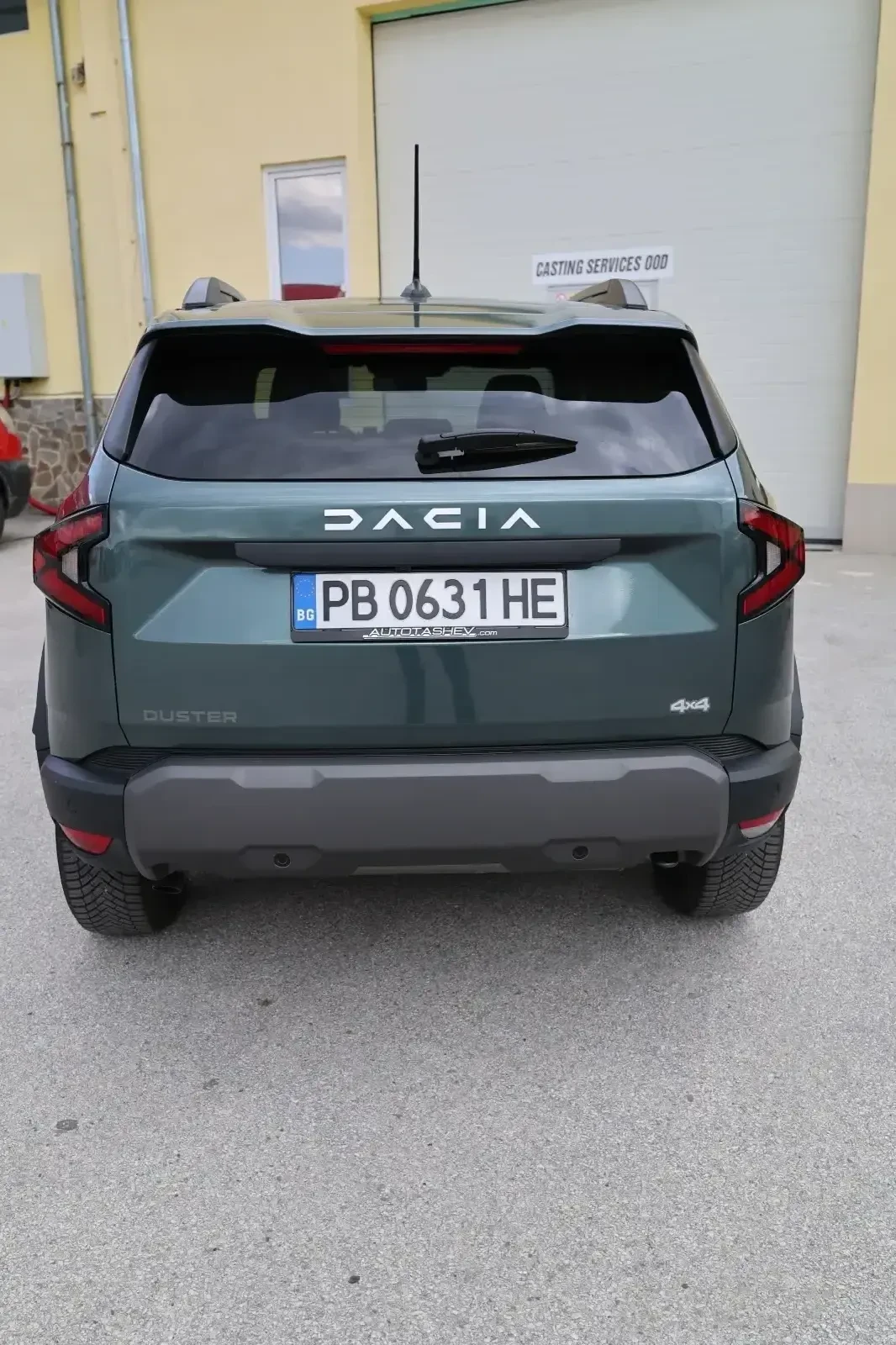 Dacia Duster, снимка 4 - Автомобили и джипове - 54339245