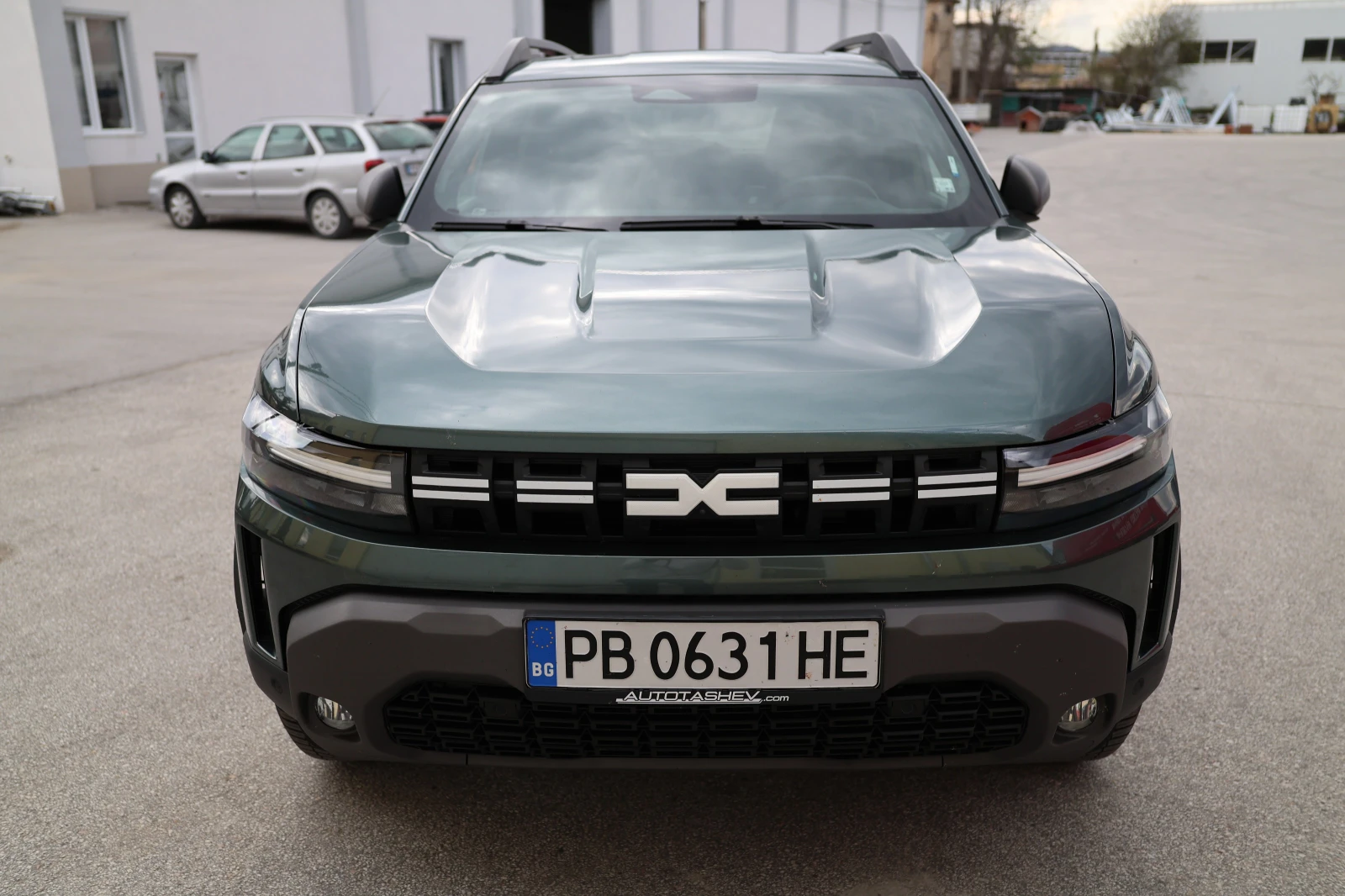 Dacia Duster, снимка 6 - Автомобили и джипове - 54339245