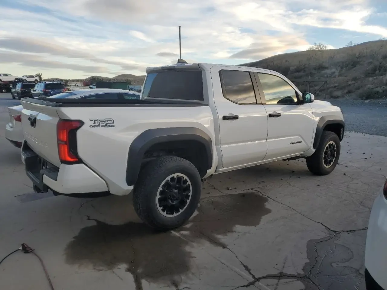 Toyota Tacoma TRD OFF-ROAD, снимка 5 - Автомобили и джипове - 54364959