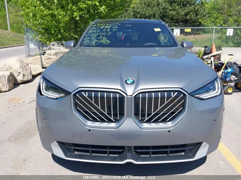 BMW X3 30DRIVE| PANO| ПОДГРЕВИ| CARFAX| КЛИП НА МОТОРА, снимка 3 - Автомобили и джипове - 55539307