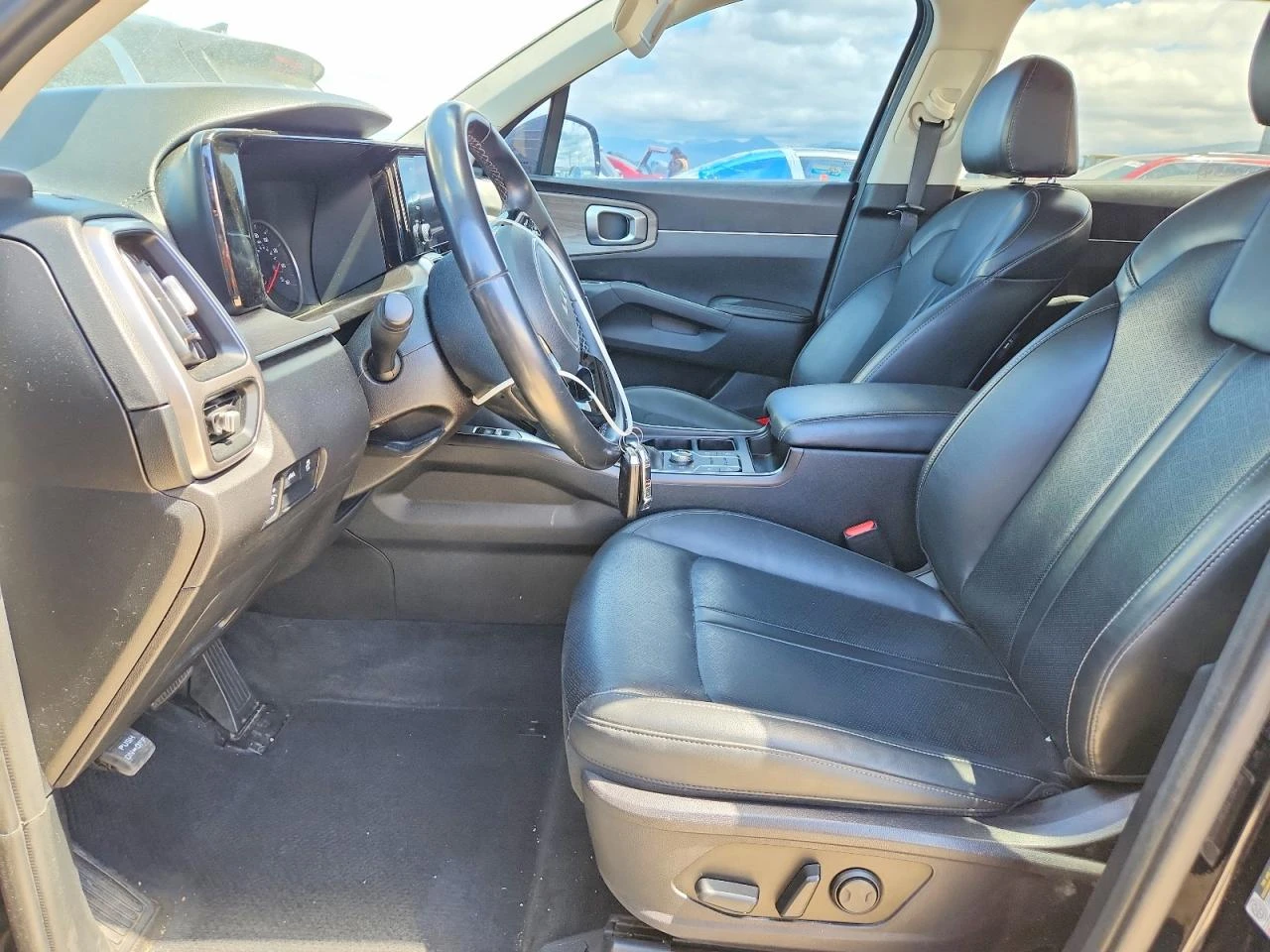 Kia Sorento 2.5l S, снимка 7 - Автомобили и джипове - 55773039