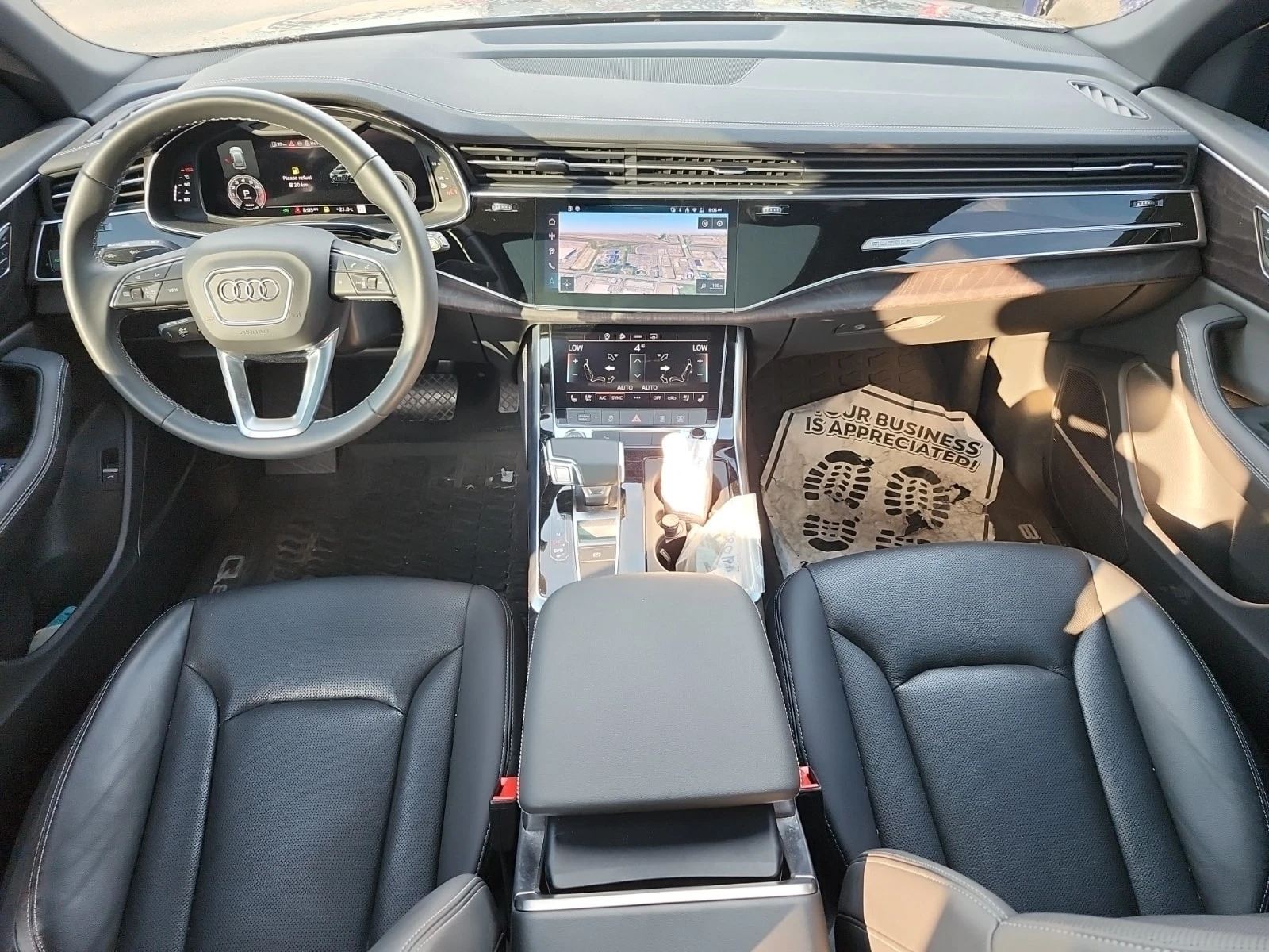 Audi Q8 * PROGRESSIV * CARFAX * ОПЦИЯ ЗА ФИНАНСИРАНЕ, снимка 10 - Автомобили и джипове - 55802898
