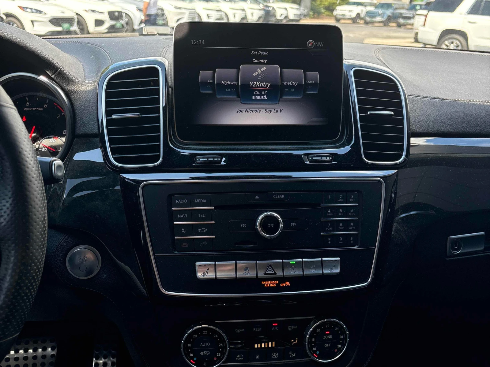Mercedes-Benz GLE * AMG 43 * CARFAX * ЦЕНА ДО БГ, снимка 12 - Автомобили и джипове - 55803780