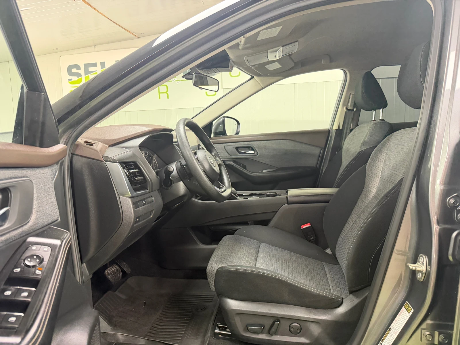 Nissan X-trail 2.5 4x4 Дистроник* 360 камери* Keyless, снимка 7 - Автомобили и джипове - 55963364