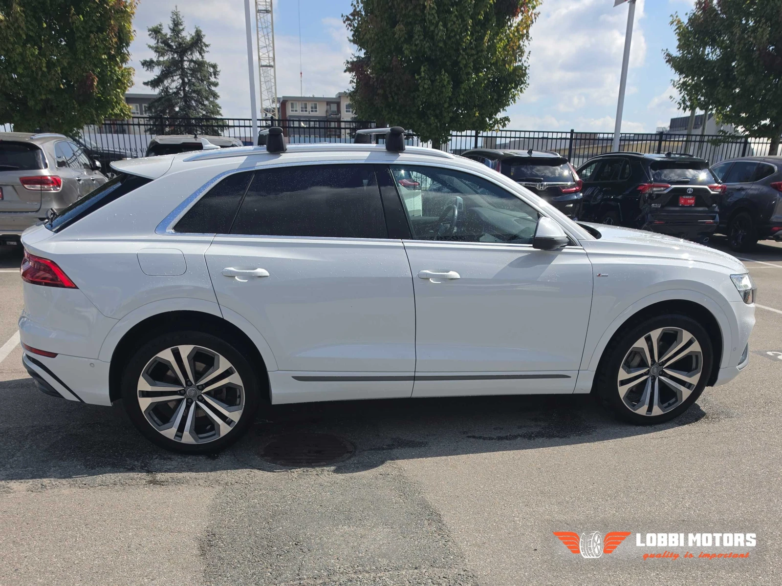 Audi Q8, снимка 3 - Автомобили и джипове - 56103871