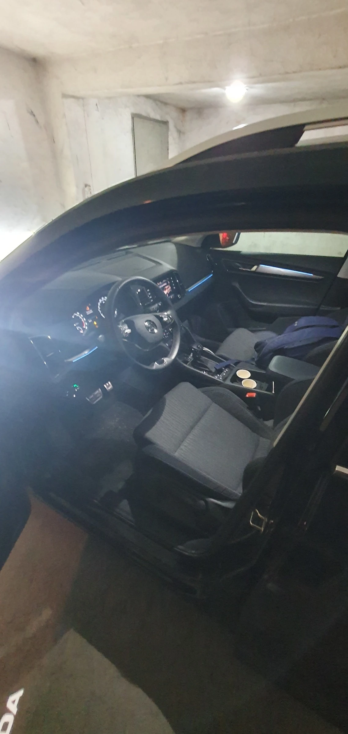 Skoda Karoq, снимка 8 - Автомобили и джипове - 56350127