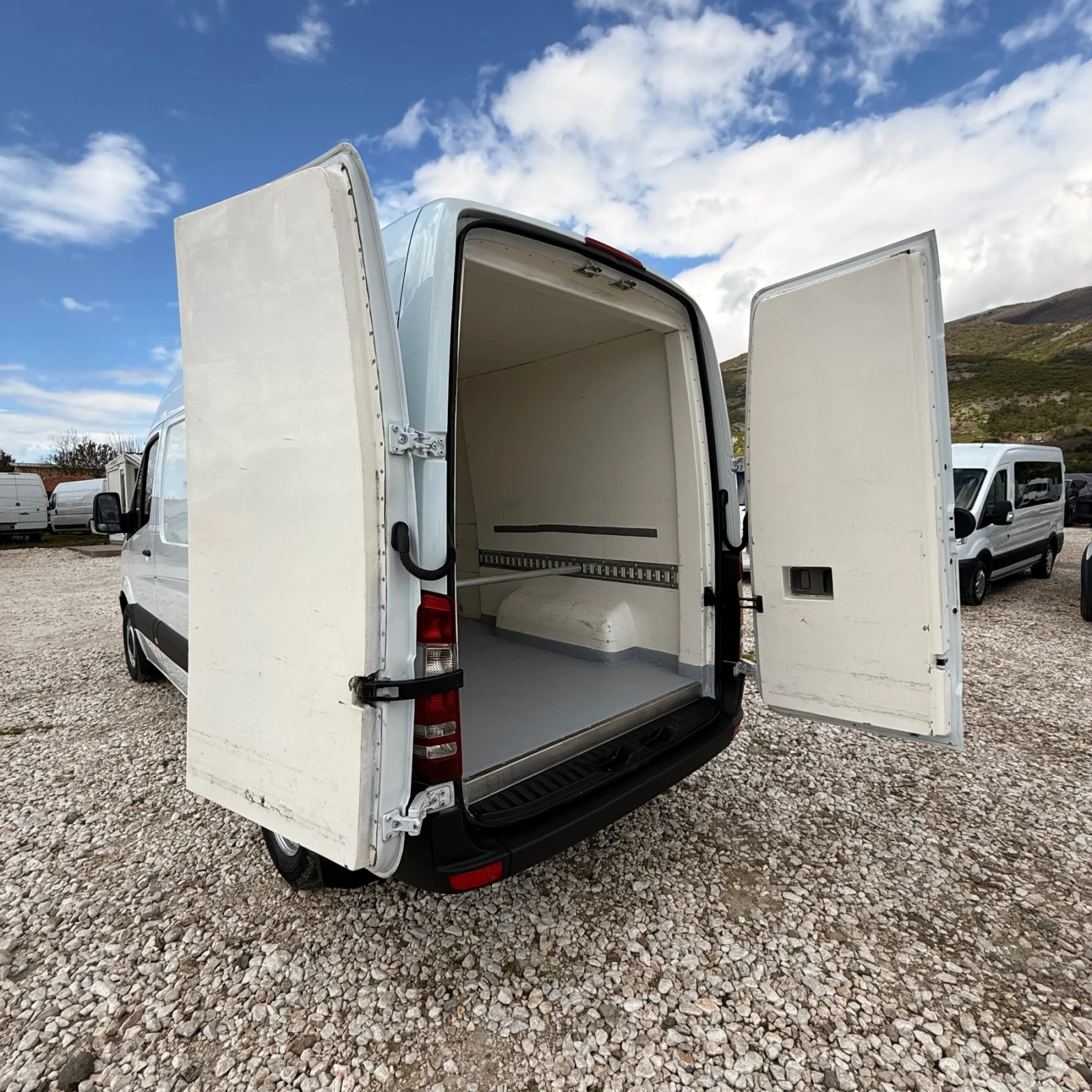 Mercedes-Benz Sprinter 316 2броя-ХЛАДИЛЕН-ЕВРО6-КЛИМАТРОНИК - изображение 8
