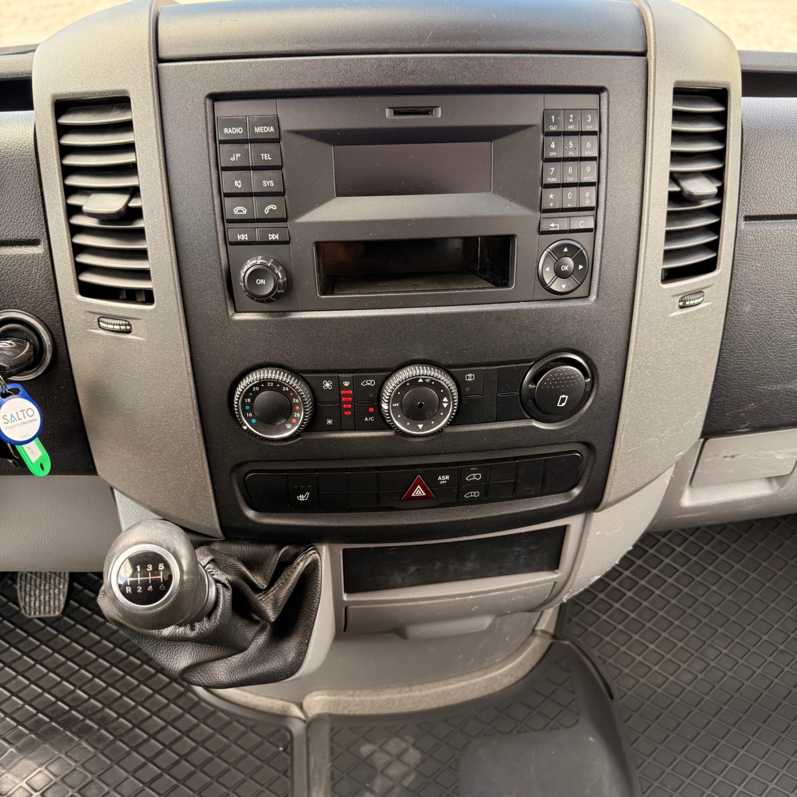 Mercedes-Benz Sprinter 316 2--6- | Mobile.bg   13