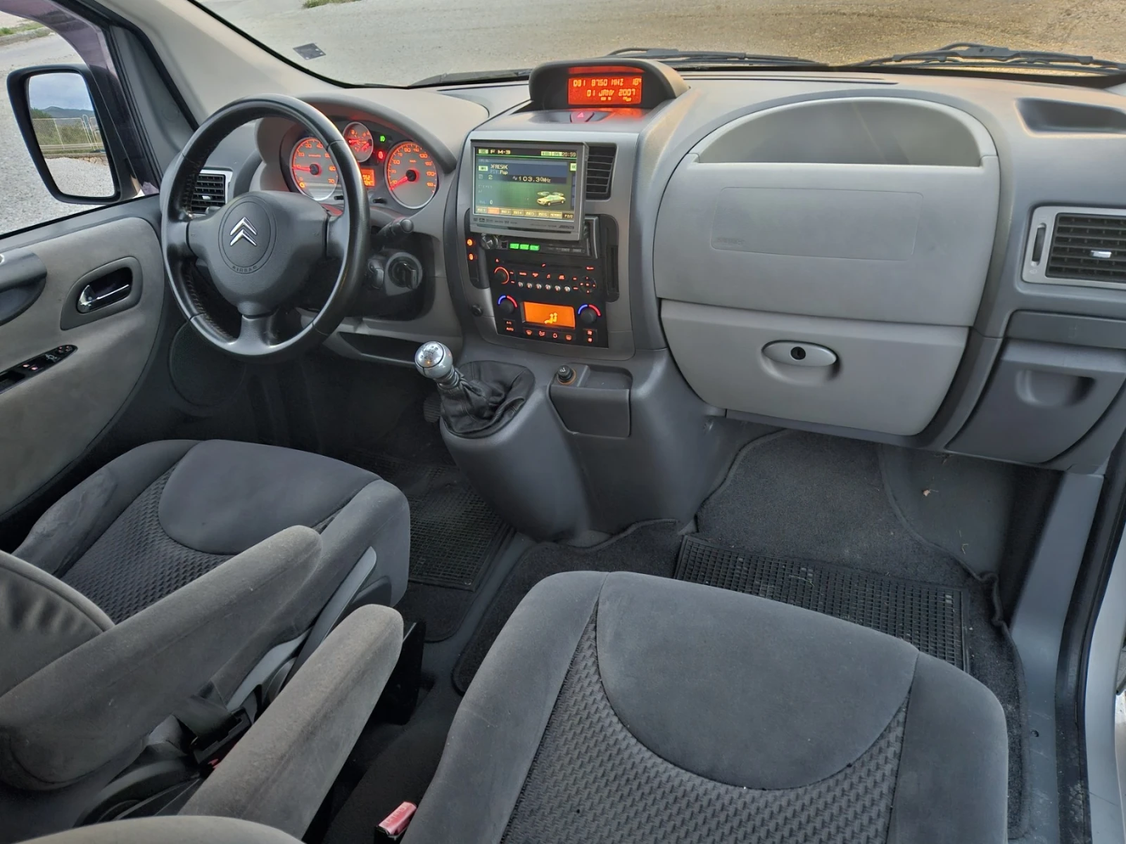 Citroen Jumpy 2.0 HDI - изображение 8