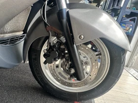 Suzuki Burgman 200i ABS 07.2015г., снимка 10