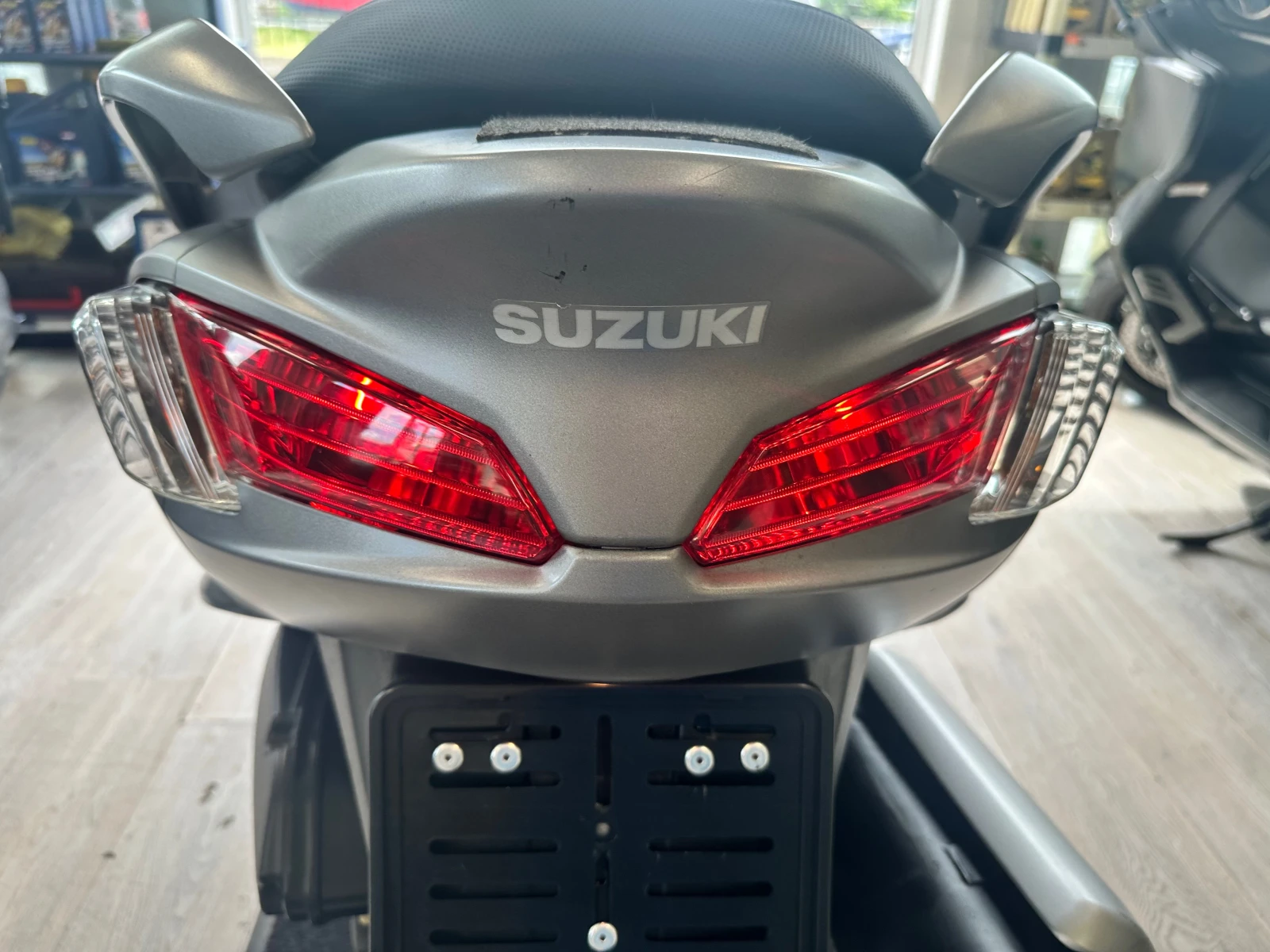 Suzuki Burgman 200i ABS 07.2015г., снимка 5 - Мотоциклети и мототехника - 54780530