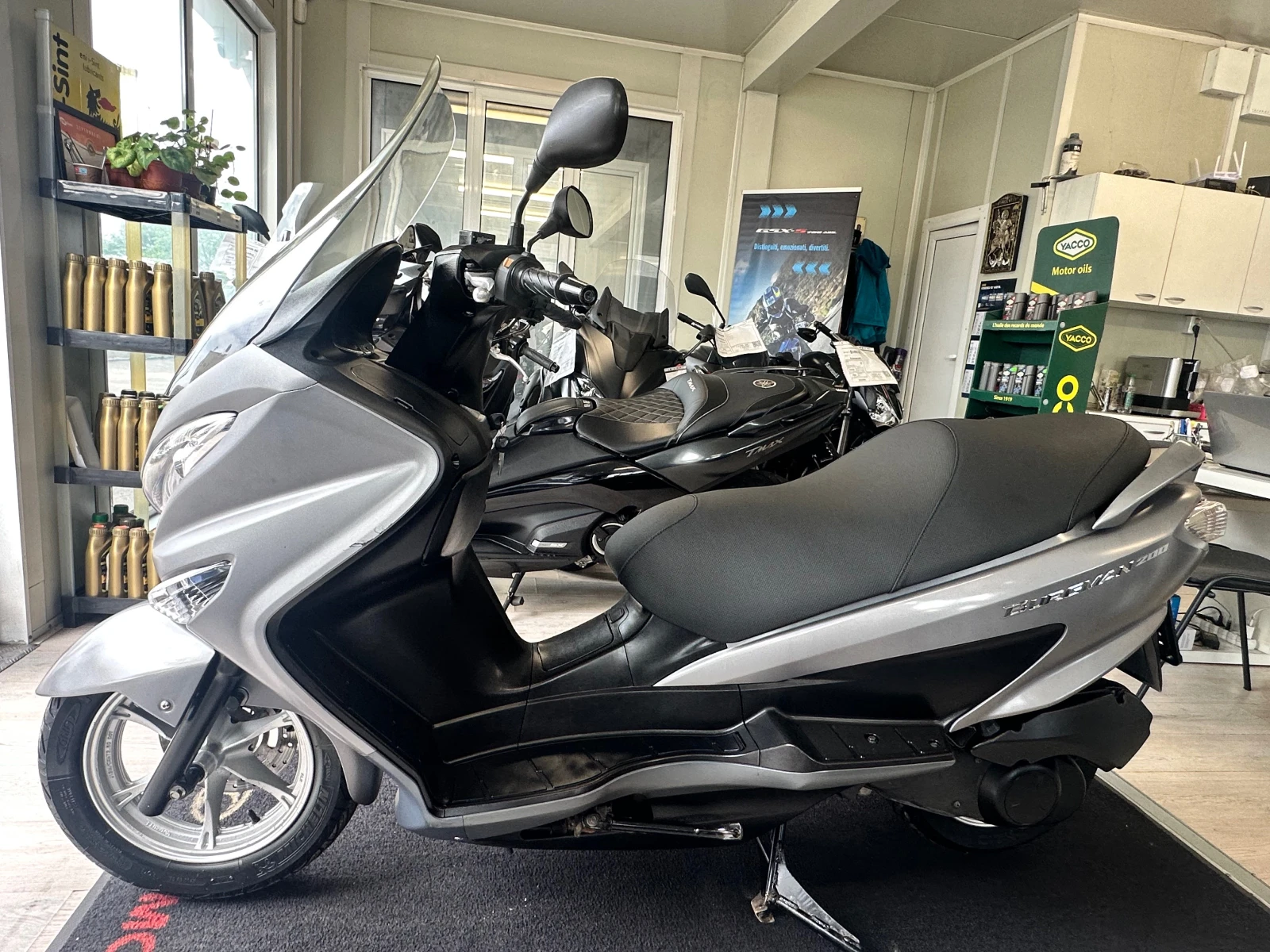 Suzuki Burgman 200i ABS 07.2015г., снимка 15 - Мотоциклети и мототехника - 54780530