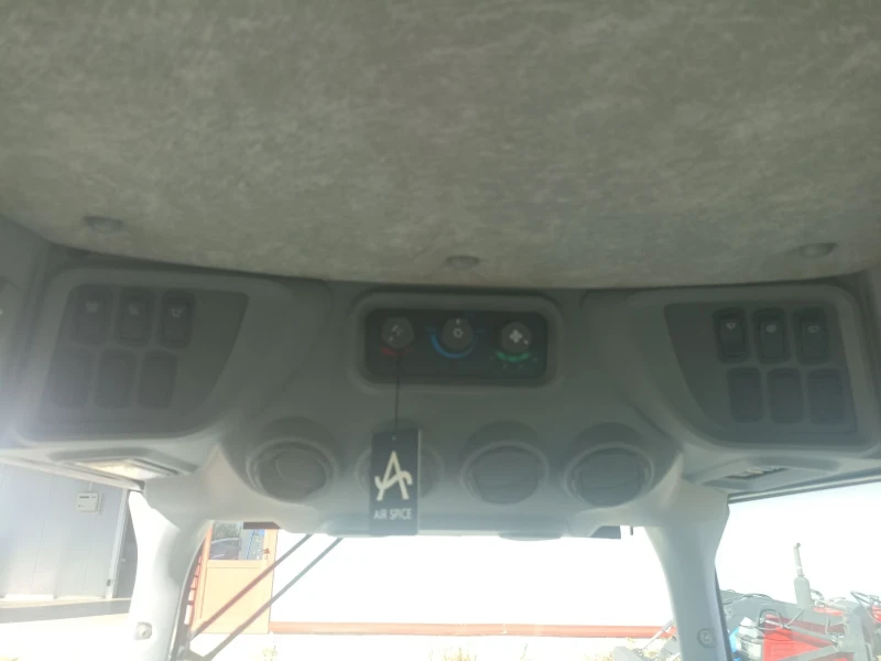 Трактор Lamborghini R.F. 100, снимка 12 - Селскостопанска техника - 52419928