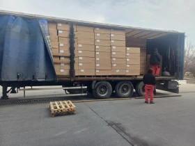 Полуремарке Krone Бордови, три щори, снимка 6