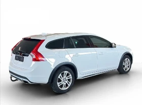 Volvo V60 Cross Country 2.4d D4 AWD, снимка 6