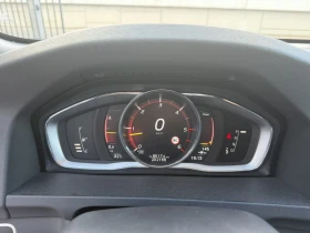 Volvo V60 Cross Country 2.4d D4 AWD, снимка 11