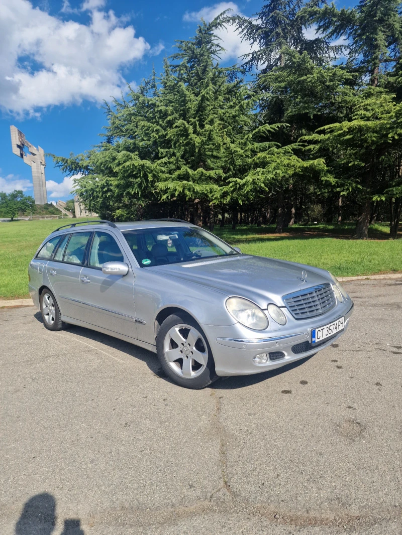 Mercedes-Benz E 270 2.7 CDI, снимка 2 - Автомобили и джипове - 47706855