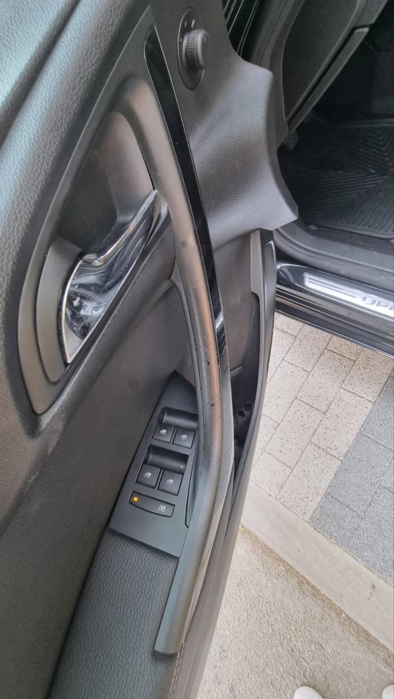 Opel Astra CDTI, снимка 17 - Автомобили и джипове - 46937782