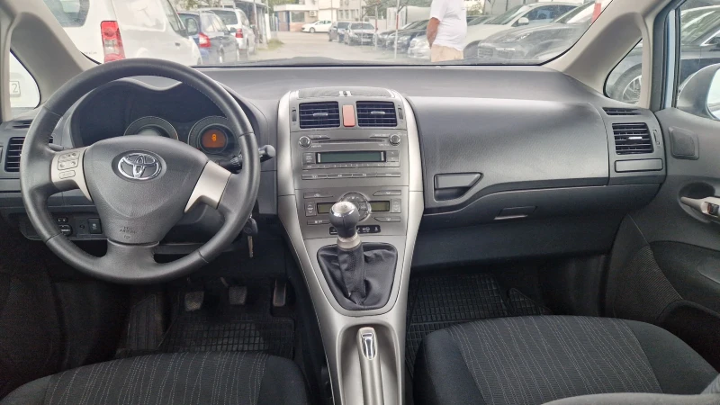 Toyota Auris 1.4-БЕНЗИН 96 К. С, снимка 14 - Автомобили и джипове - 47252377