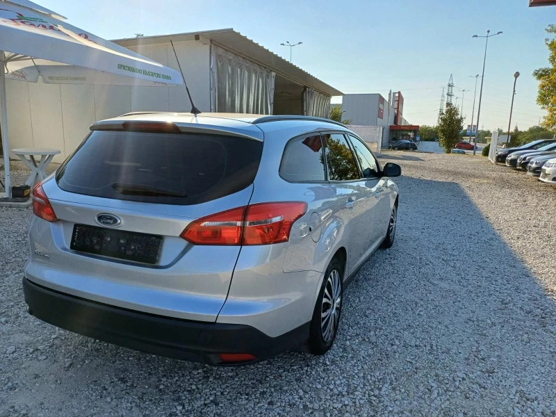 Ford Focus 1.5tdci 120k.c * Navi* UNIKAT* , снимка 15 - Автомобили и джипове - 47223735