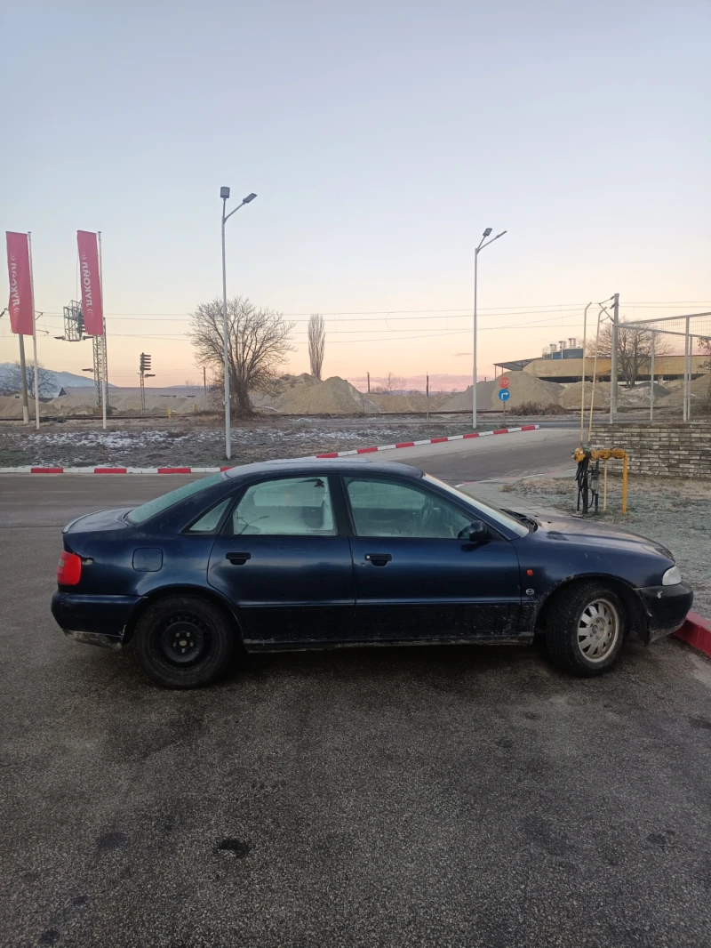 Audi A4, снимка 4 - Автомобили и джипове - 48515670