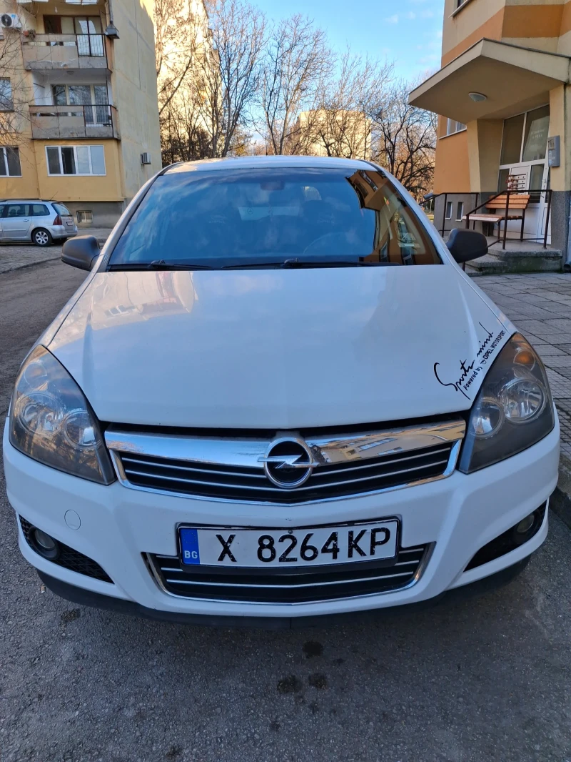 Opel Astra 1.7 cdti, снимка 1 - Автомобили и джипове - 48825044