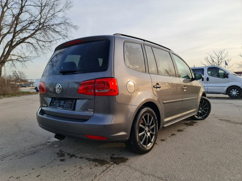 VW Touran FACE LIFT/R-LINE, снимка 4 - Автомобили и джипове - 49442143