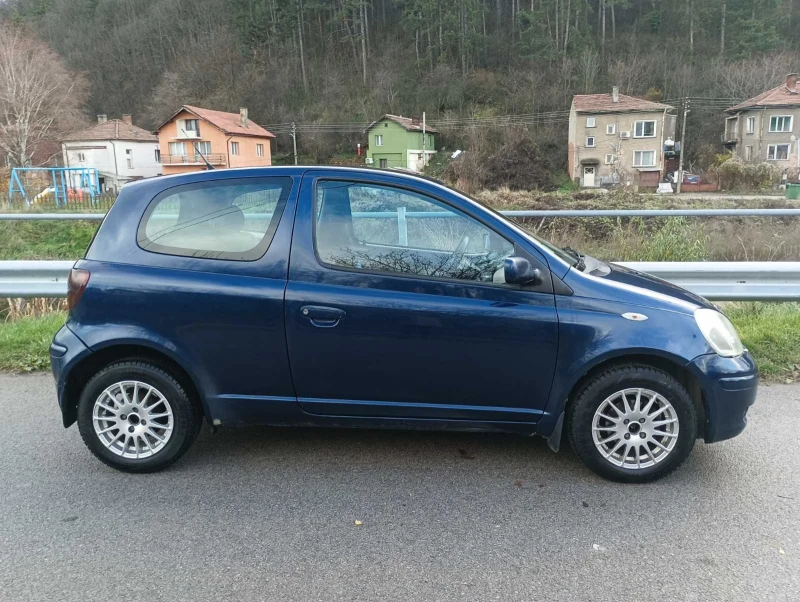Toyota Yaris 1.4 D-4D, снимка 3 - Автомобили и джипове - 52553379