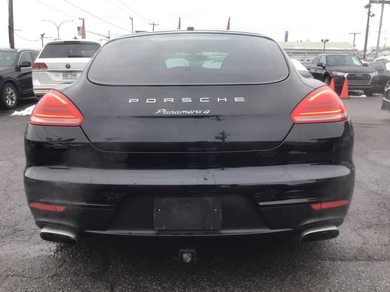 Porsche Panamera 4 ОБДУХВАНЕ* ПОДГРЕВ* CAM*  KEYLESS* BOSE* , снимка 8 - Автомобили и джипове - 52638995