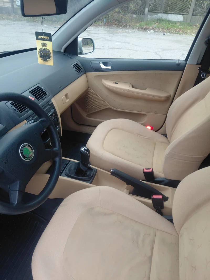 Skoda Fabia Skoda Fabia 1.9TDI 101kc, снимка 7 - Автомобили и джипове - 52876589