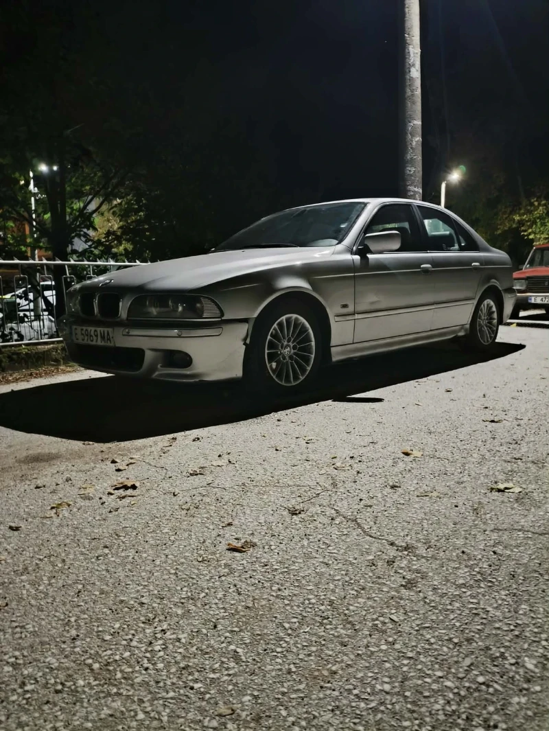 BMW 525, снимка 5 - Автомобили и джипове - 53307149